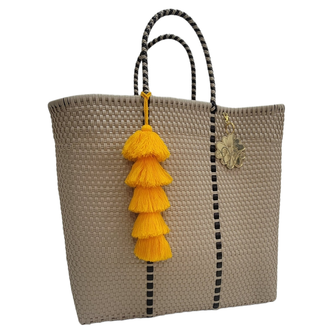 Beige and Black Mega Tote | Handwoven bags | Be Praia