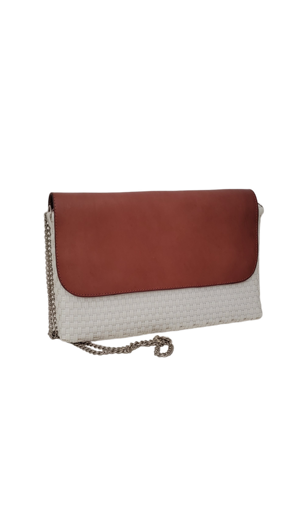 Clutch Sobre Piel